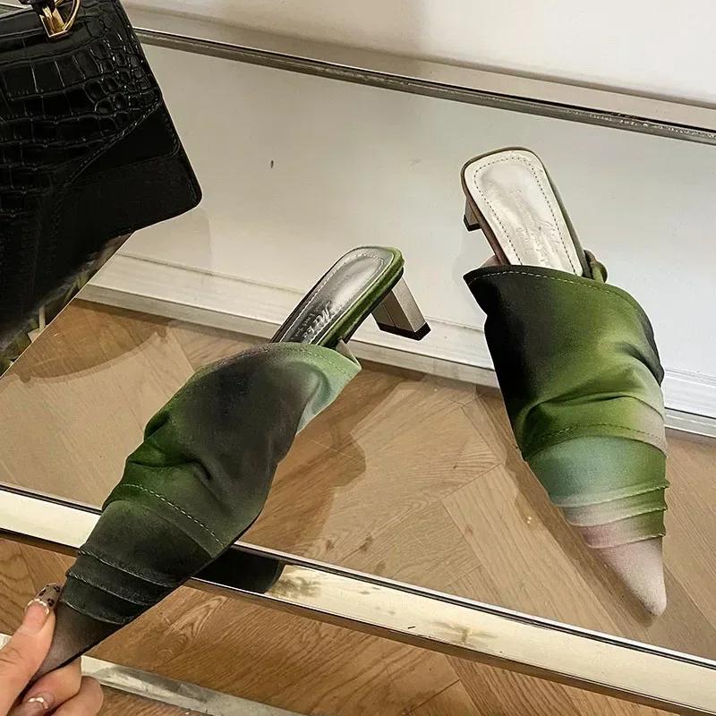 

Модные атласные женские шлепанцы с перекрестными ремешками, сексуальные с острым носком, на высоком каблуке, сандалии-слайды, летние удобные формованные мюли на высоком каблуке, туфли-лодочки 35 зелёный