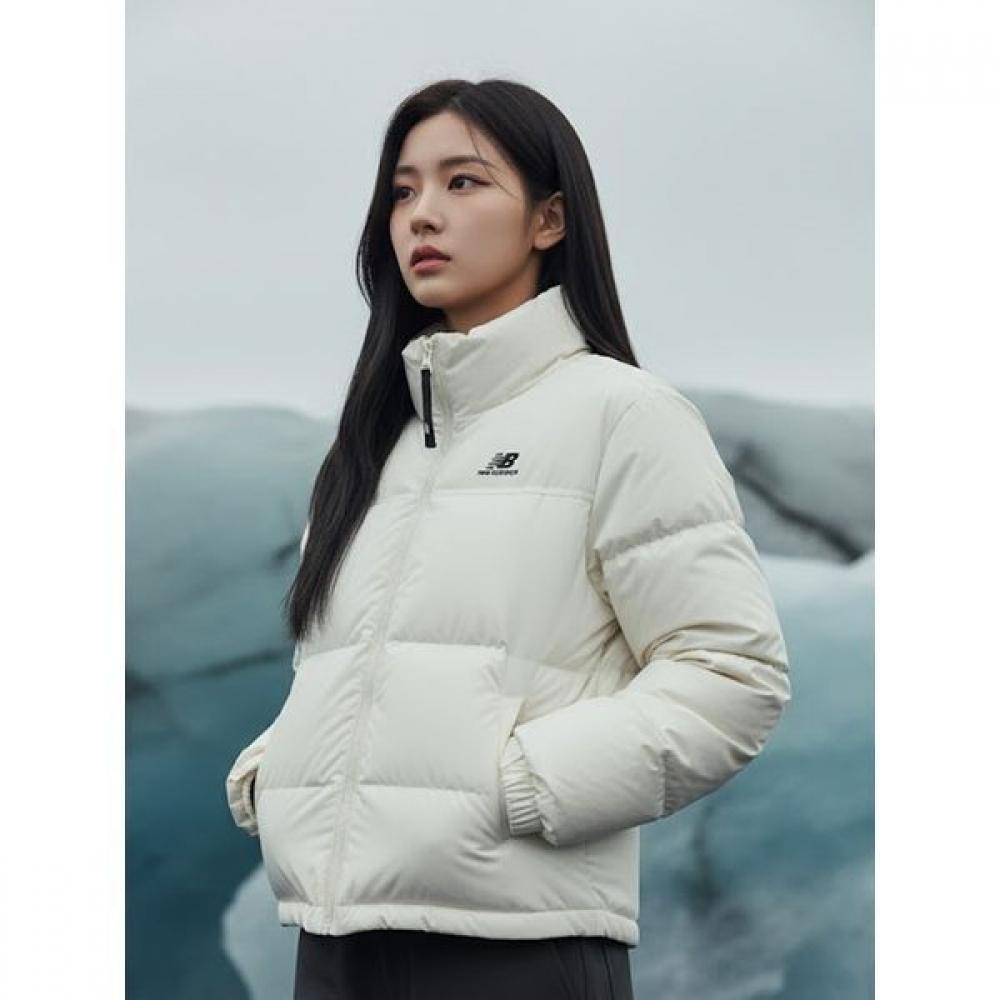 

New Balance Halfclub W Active floWer Короткий пуховик кремового цвета nbnpd4W122 64 Cream/85