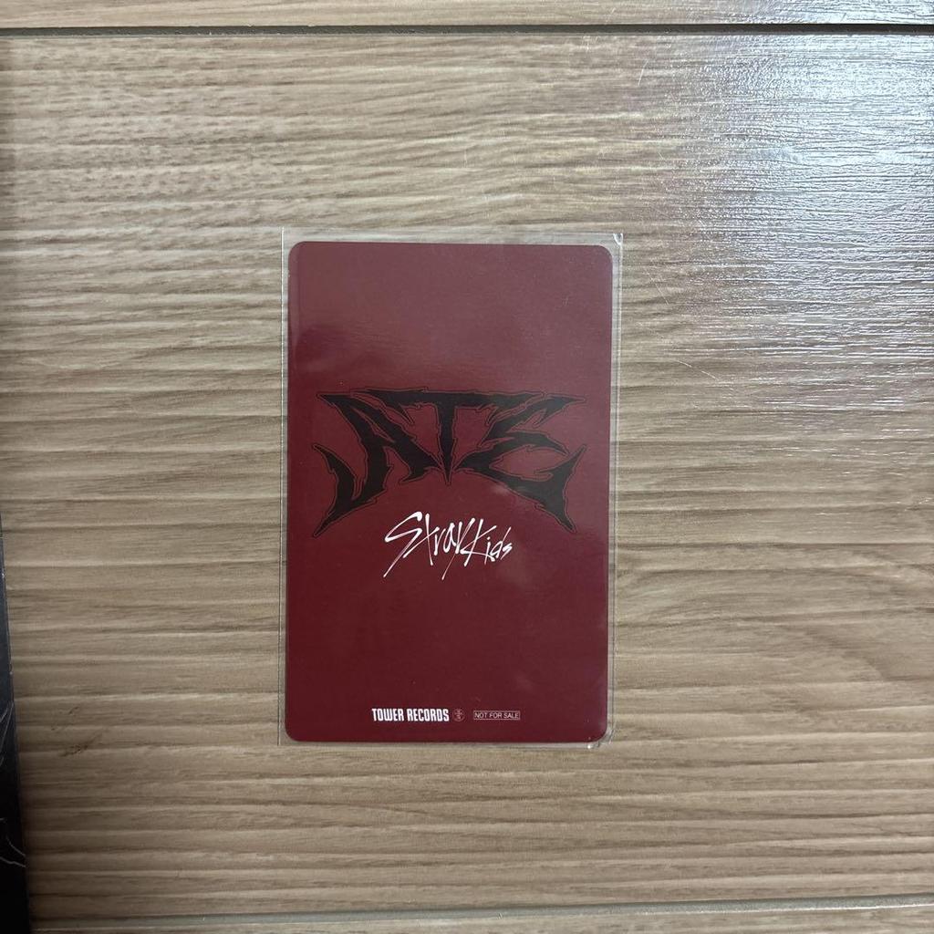 [USED] Stray Kids Han Dome in ATE stickers, tracksuits, trading cards