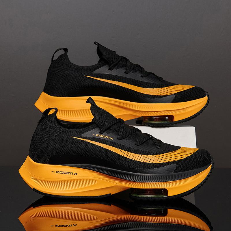 Spring and Autumn New Moon Landing Couple Breathable Running Shoes Marathon Training Sneakers Air Cushion Running Shoes