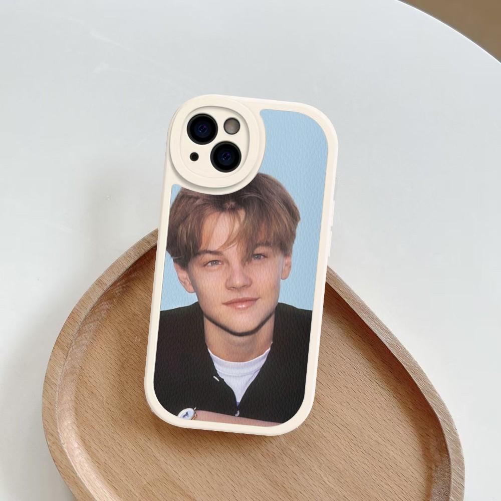 

L-Leonardo D-Dicaprio Y-Young Phone Case Hard Leather For iPhone 16 15 14 13 12 Mini 11 14 Pro Max Xs X Xr 7 8 Plus Fundas iphone X
