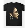 Camiseta Sade Adu Profile Portrait Hoop Earring