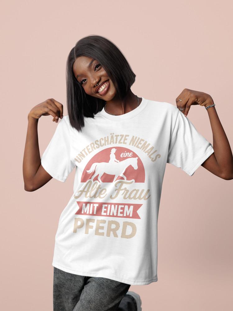 

„Zu alt zum Reiten Niemals!“ – Lustiges Pferde-Shirt Damen Oversize (S–XXXL) M