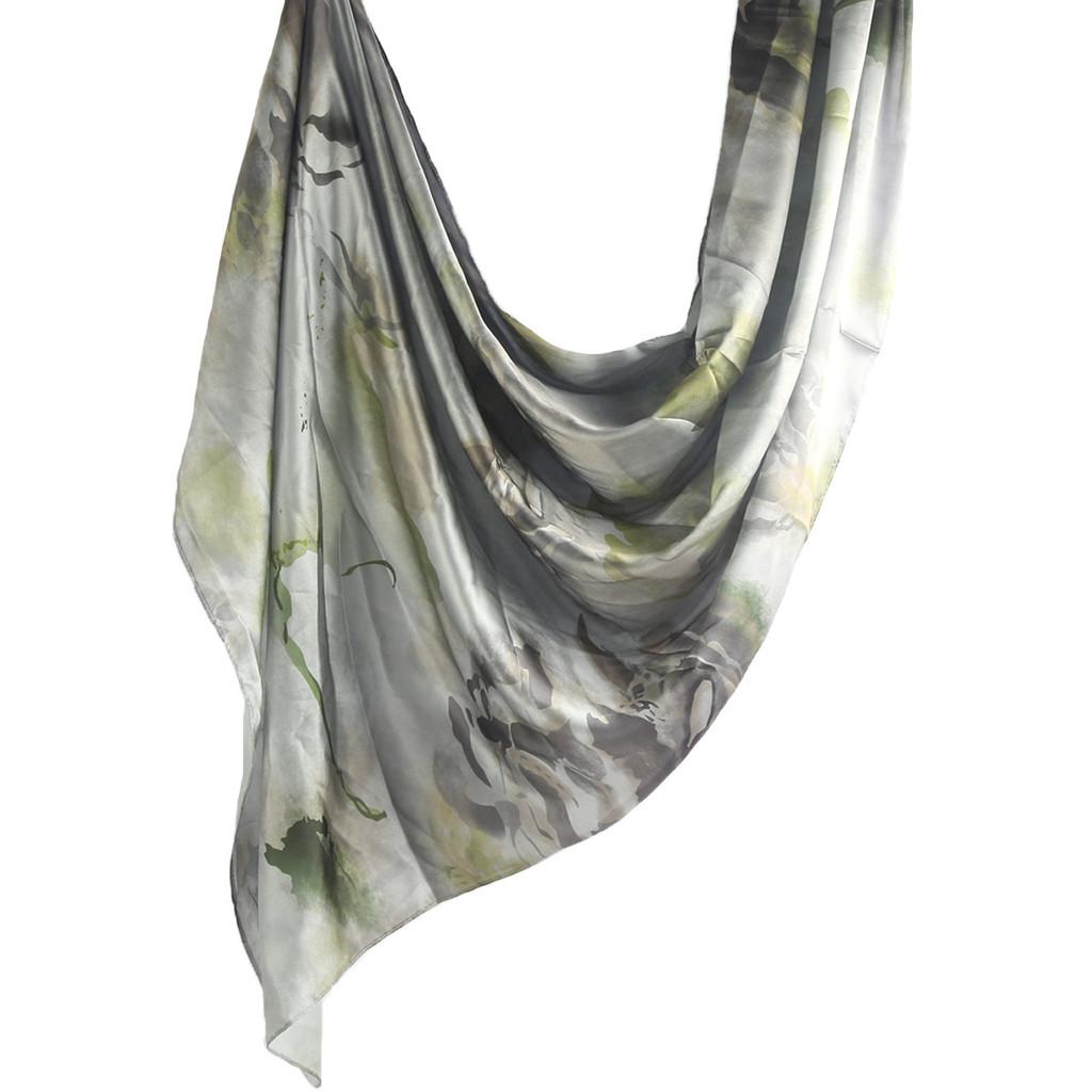 Silk Print Scarf With Ethnic Pattern For Fashionable Women And Cold Weather