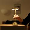 Severské ambientní světlo: Kreativní venkovní stolní lampa pro bar, restauraci, kavárnu, kempování nebo noční použití.