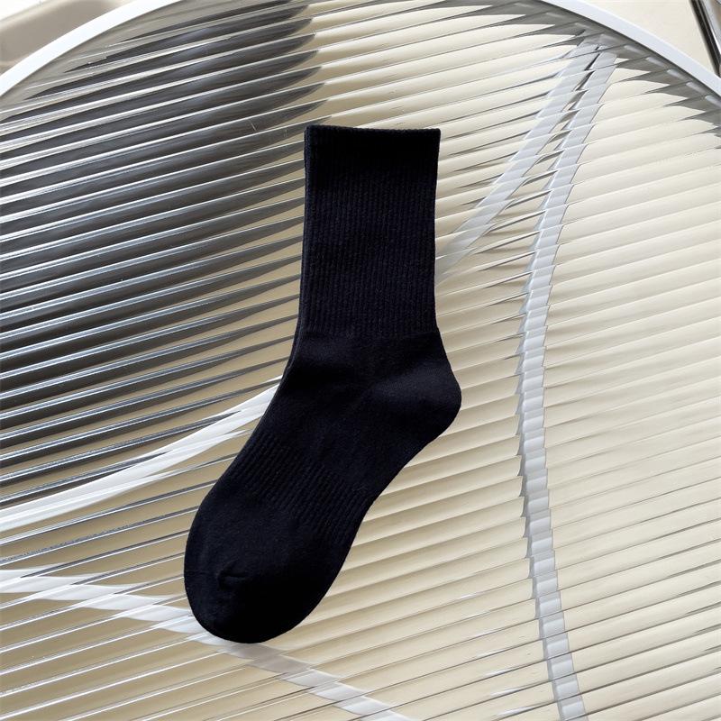 Unisex Mellomhøye Elastiske Sportssokker i Bomull - Komfortable, Fargerike, Allsidig Design