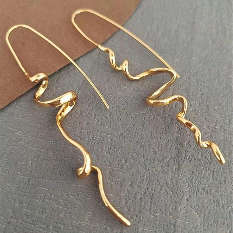 1 Pair Fashion Women's Abstract Design Retro Ear Cuff Jewelry Cool Handsome Elegant Exquisite Hanging Accessory