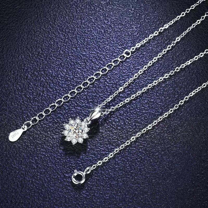 1CT D Color Real Moissanite Snowflake Pendant Necklace For Women Lab Diamond S925 Sterling Silver Fine Jewelry Gift