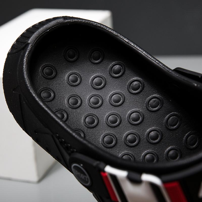 Fashion Men Shoes 2025 Slippers Men Garden Clogs Platform Sandals Man Summer Sandals Male Sneakers Outdoor Flip Flops Home Flat Sandals