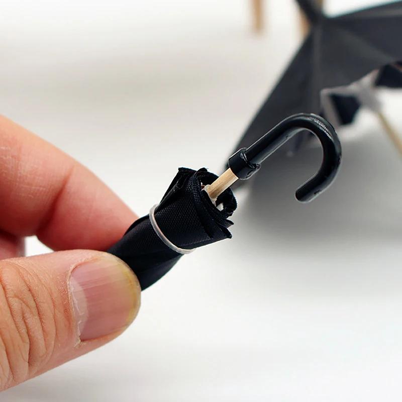 1:12 Dollhouse Miniature Simulation Mini Black Umbrella Model Toys Accessories Decoration Retro Miniature Scene Ornaments