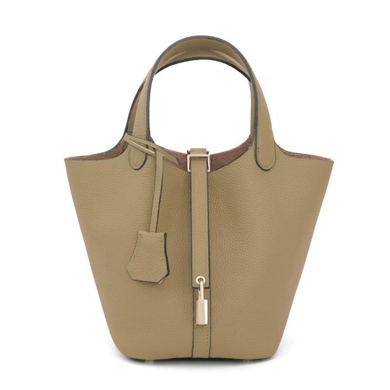 

High-quality 2026 Leather Bucket Bag Commuter Cross-body Women s Vegetable Basket Handbag Mommy Bride s Wedding 18cm
