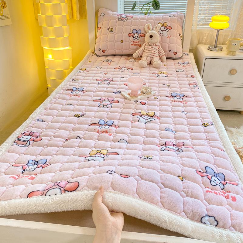 Plush Milk Velvet Mattress Pad - Thick Quilted Cushion for Dorms, Tatami, or Single Beds
