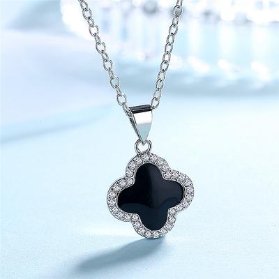 Japanese and Korean Temperament Silver Necklace Jewelry Four Grass Black Pendant Female Lucky Grass Short Collarbone Chain