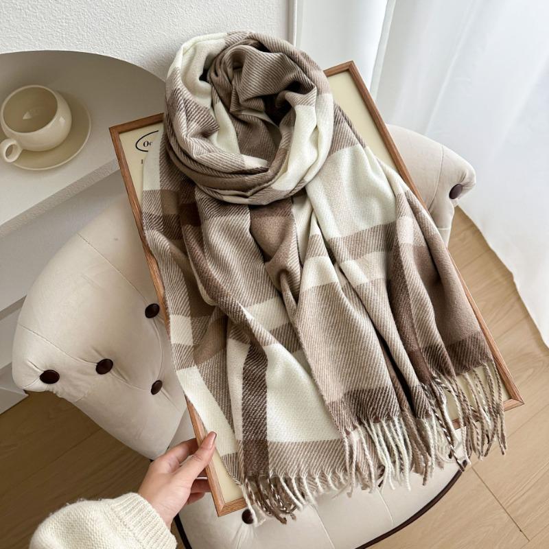 Contrasting color plaid scarf women's winter atmosphere thickened and kept warm imitation cashmere shawl versatile new model