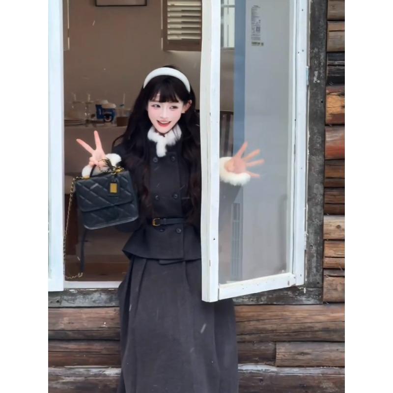 Costum elegant de toamnă și iarnă pentru femei, palton cu două rânduri de nasturi cu guler de lână și fustă plisată cu talie înaltă