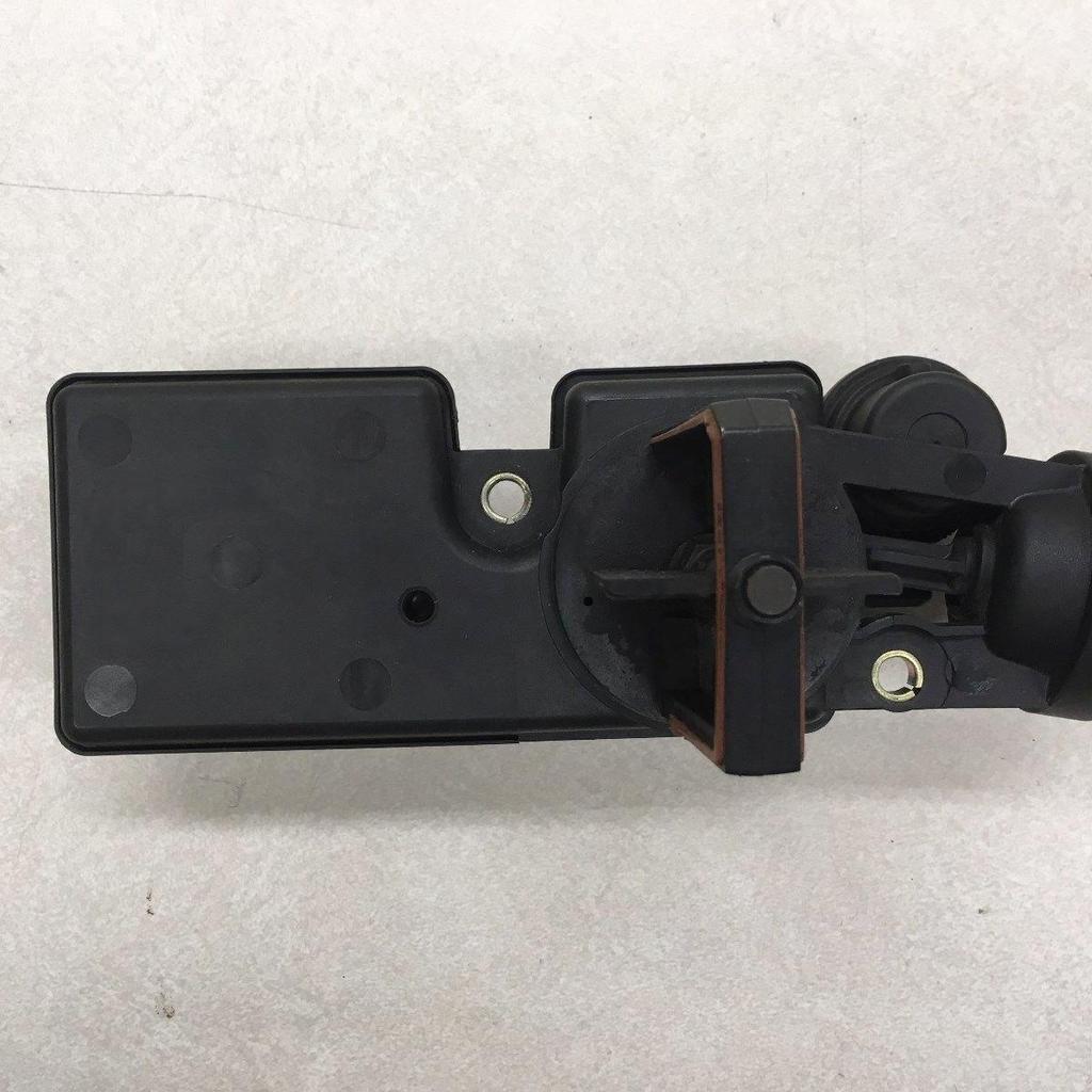 Regulátor/riadiaci ventil sacieho potrubia pre BMW radu 3 E46, E39, E36 (Číslo dielu #11611440049)