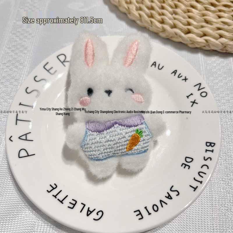 Cartoon Plush Rabbit Doll Brooch - Cute Soft Accessory with Heart Bag