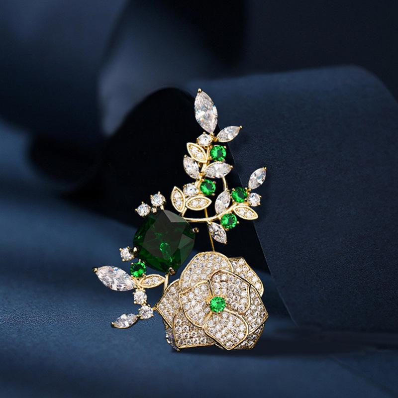 Winter New Design Flower and Plant Brooch Series Women's Luxury Brooch Fashion Personality Elegant Accessories