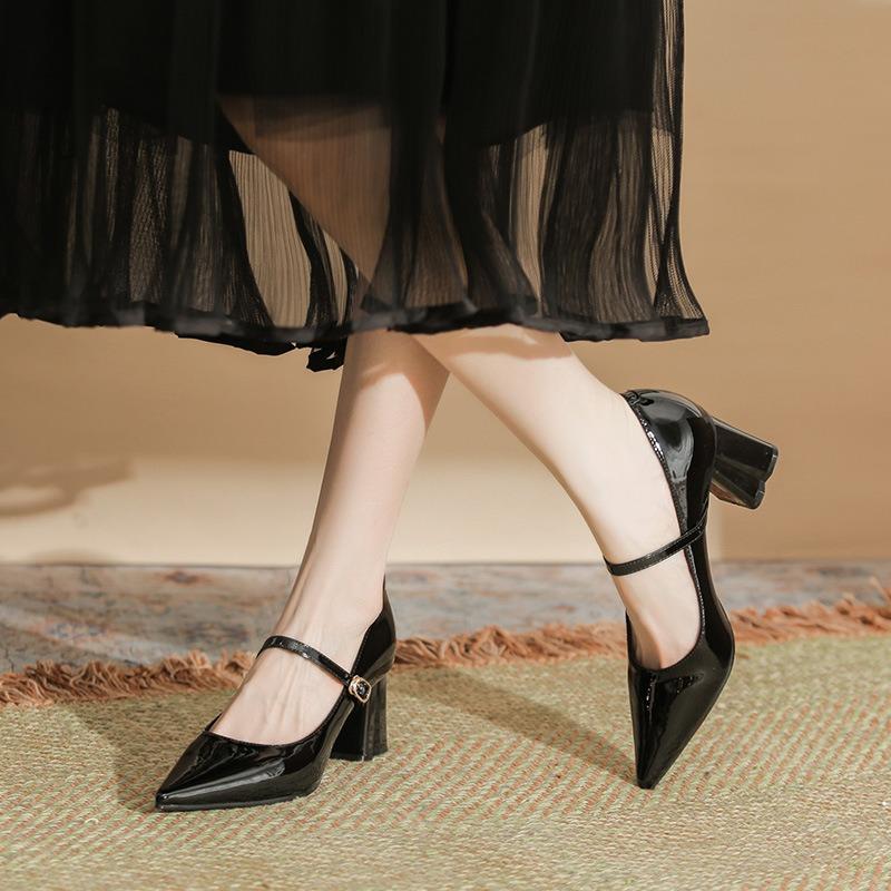 New one-button versatile skirt thick heel work high heels