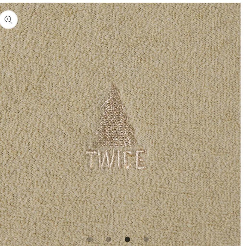 [USED] TWICE Merchandise Hoodie Size L