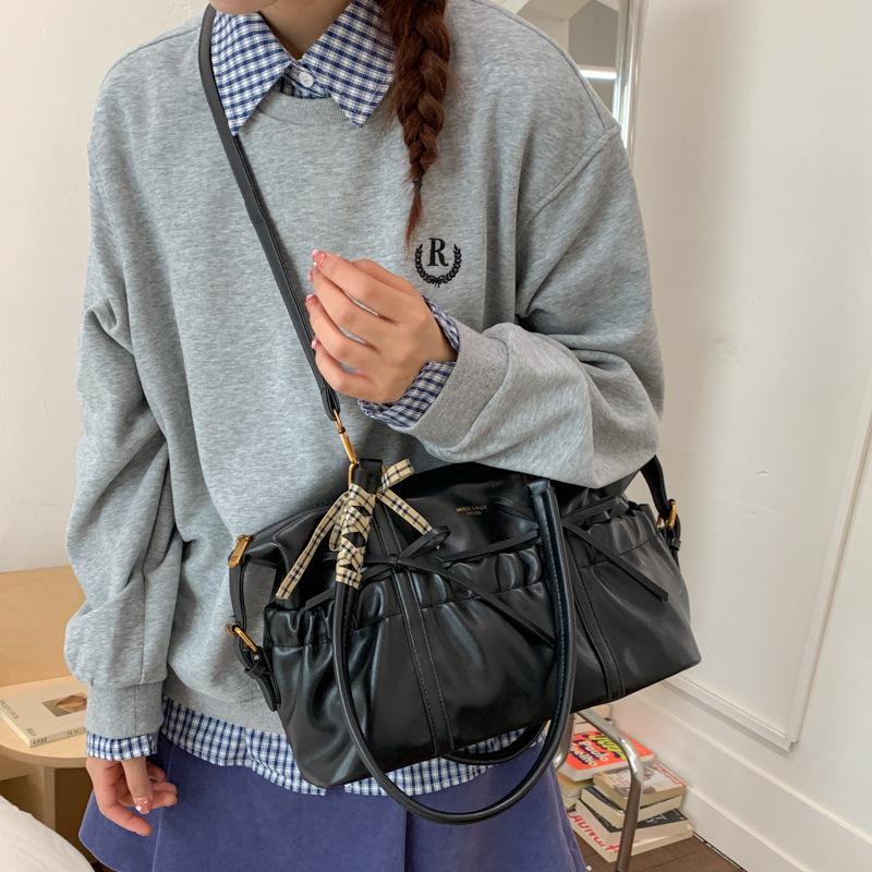 

Vintage pleated underarm bag women s 2025 new trendy Korean version portable bowling bag large capacity shoulder tote bag