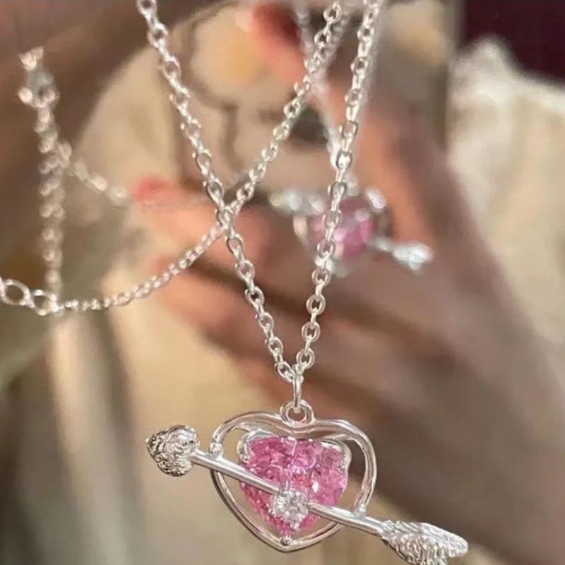 Sweet Pink Diamond Cupid Love Necklace ins Student Girl One Arrow Through Heart Pendant Girlfriend Chain Collarbone Chain
