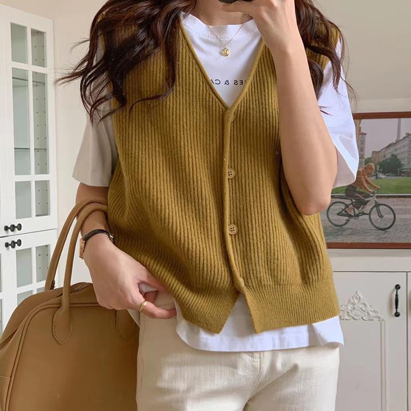 2026 Korean Style V-Neck Sleeveless Slimming Knit Cardigan Vest for Women