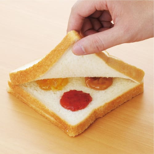 Akebono Sangyo Sandwich Pan, Clover Green, Made In Japan. Simply Place Your Favorite Fillings Between Slices of Bread and Press Firmly To Create a Sea