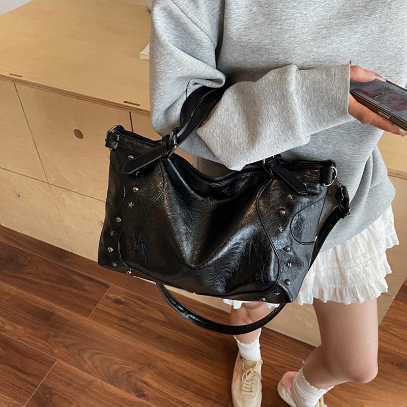 Women's Fashion Y2K Hot Girl Motorcycle Bag Vintage Solid Color Large Capacity Rivet Decor Shoulder Crossbody Bag CLE