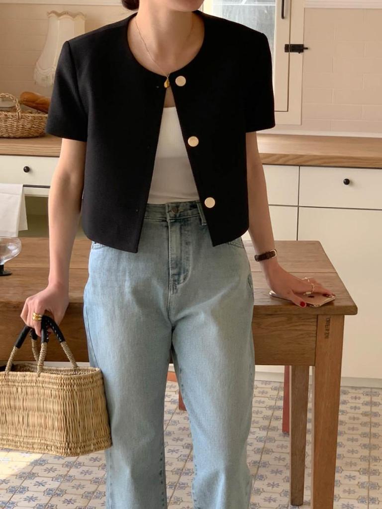 Korean Chic Puff Sleeve Short Jacket for Women - Loose, Versatile, Summer Style with Round Neck & Single-Breasted Design