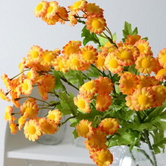 6Pcs 30-Head Artificial Chamomile Flower Bouquet Lifelike Silk Daisy for Home Wedding Decor No-Wilt Easy-Care Wedding Flower Props for Centerpieces