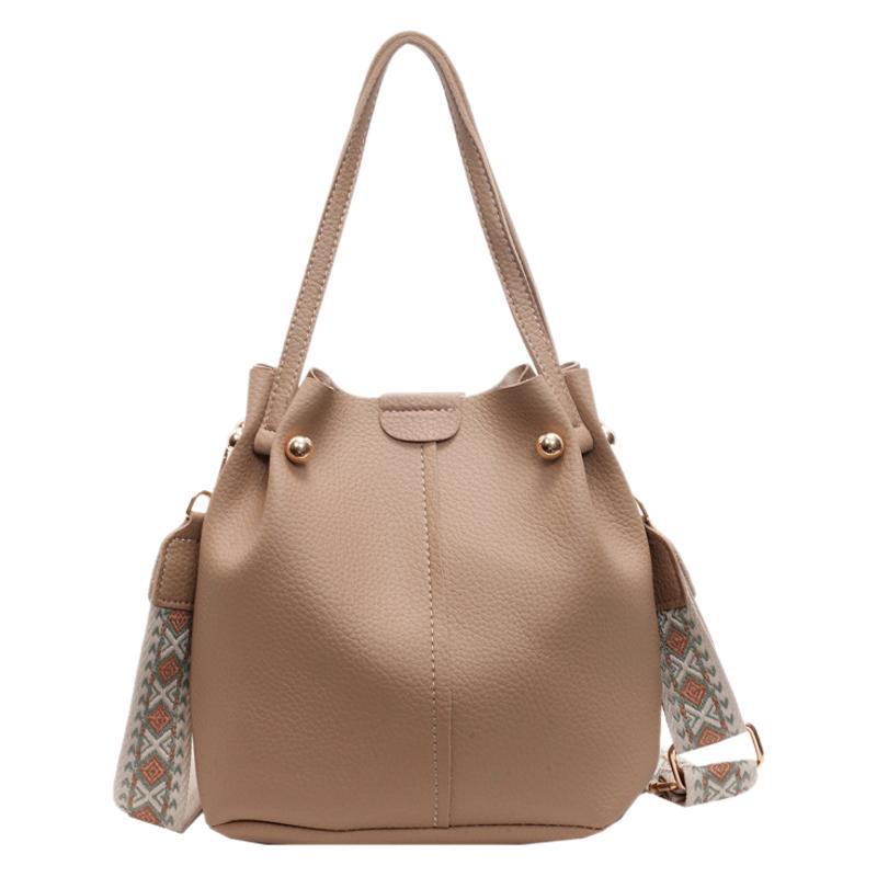 Temperament wide shoulder strap small bag women's 2025 new trendy fashion popular shoulder bag foreign style messenger bucket bag