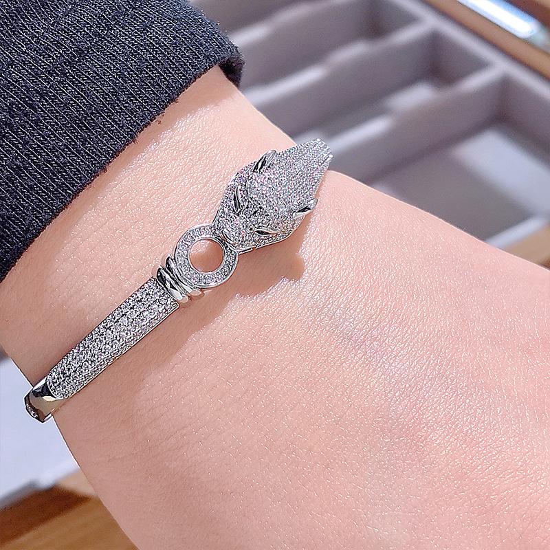 Cheetah Bracelet Inlaid with Zircon Leopard Head Bracelet S-shaped Snake Bracelet