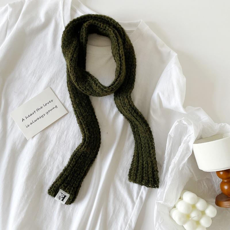 Niche design thin and narrow long scarf autumn and winter fashion high-end sense solid color wool scarf women's warm versatile scarf