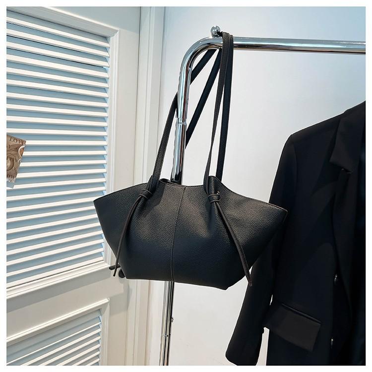 Big bag niche summer new tote bag premium portable large capacity underarm women's bag