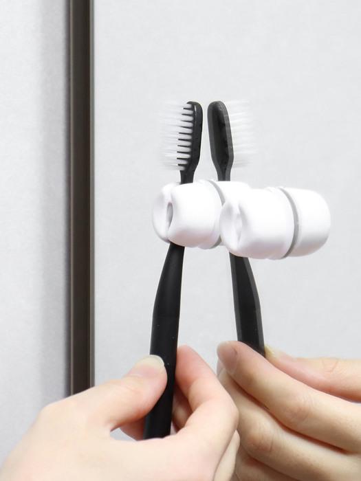 Cocorobox Mana Toothbrush Holder one