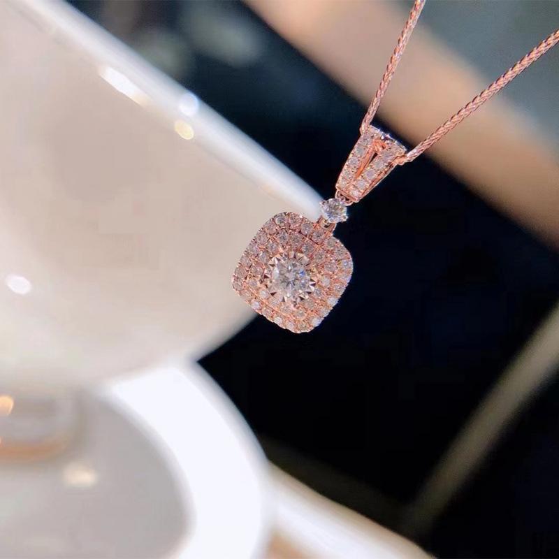 Women s European & American Style Zircon Square Diamond Pendant Necklace - Versatile Clavicle Chain розового золота