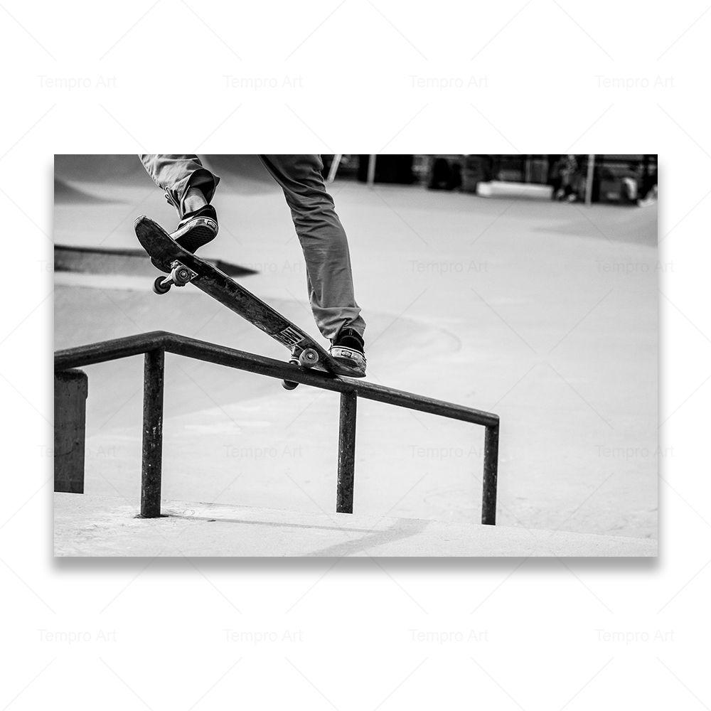 Skateboarding Extreme Sports Posters Prints Black White Photo Canvas Painting Wall Art Pictures Room Decor Skateboard Lover Gift