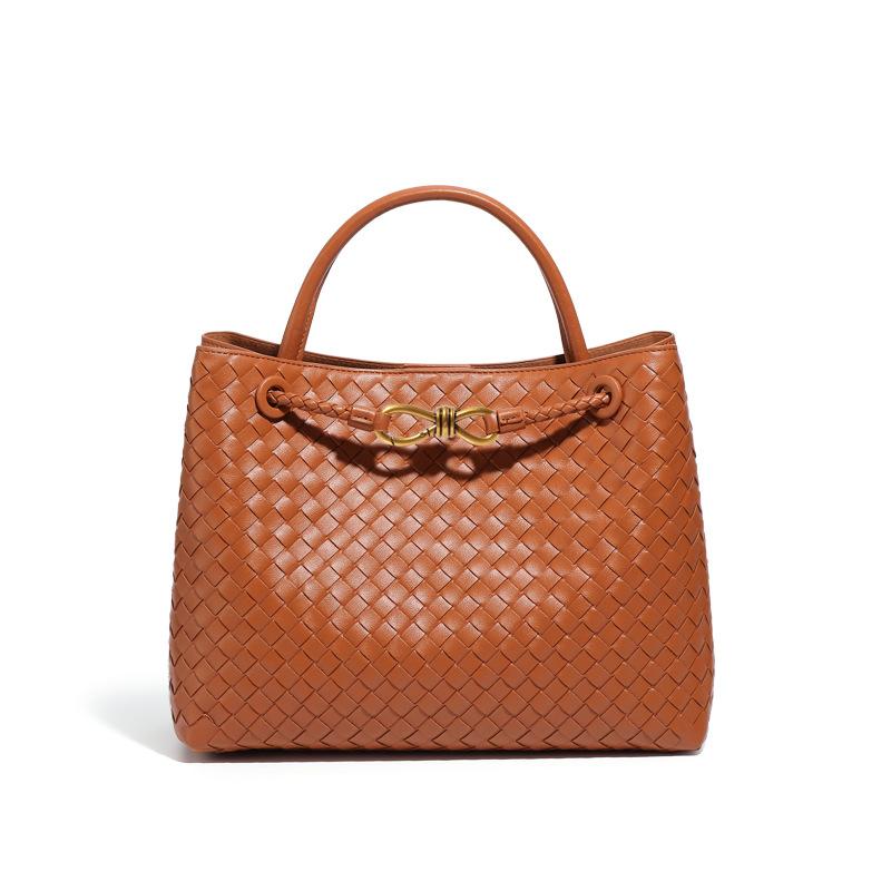 Retro Large-capacity Bag Women's Handwoven Bag Commuter Versatile Handbag Fashion Casual Shoulder Messenger Bag