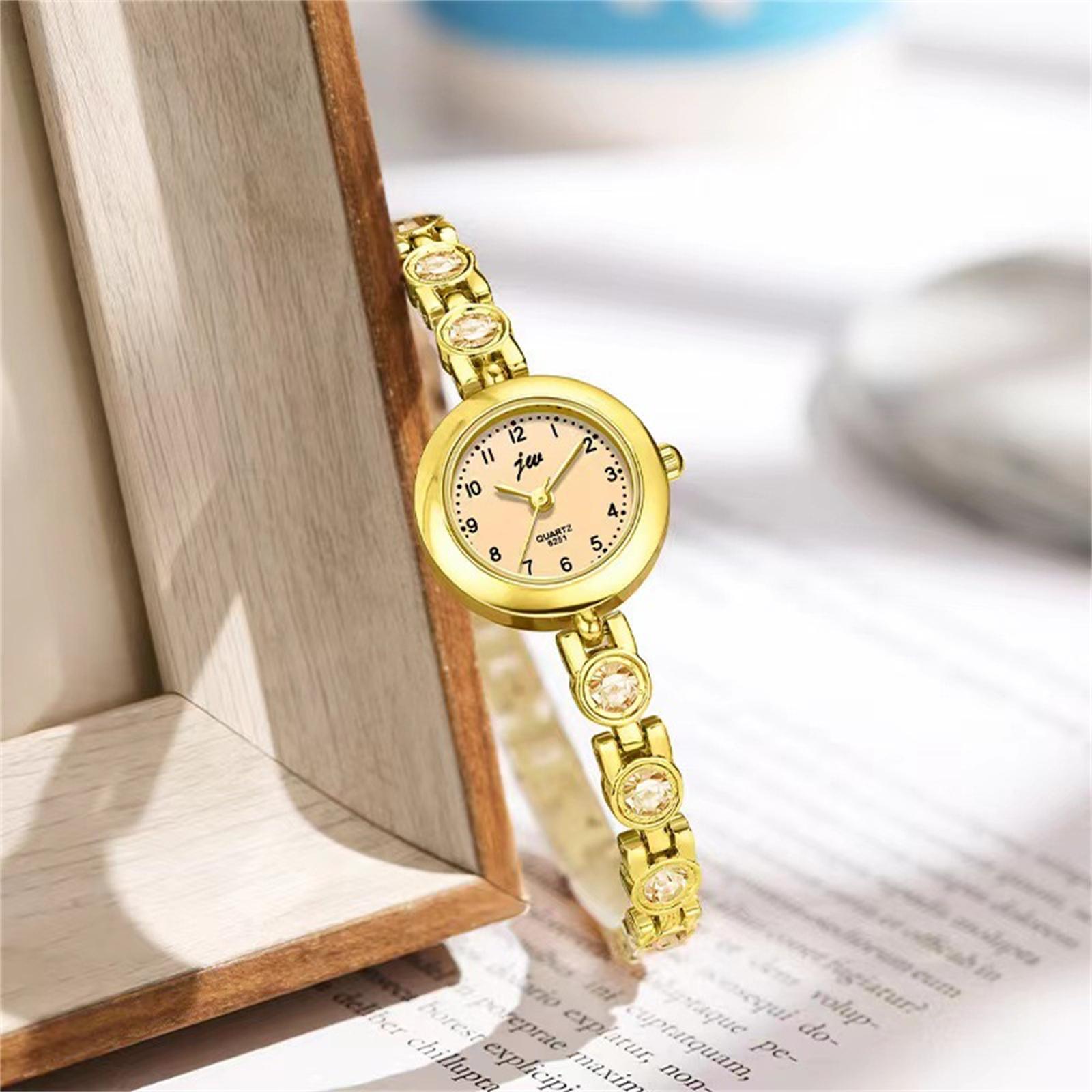 

Женские модные кожаные часы One Size