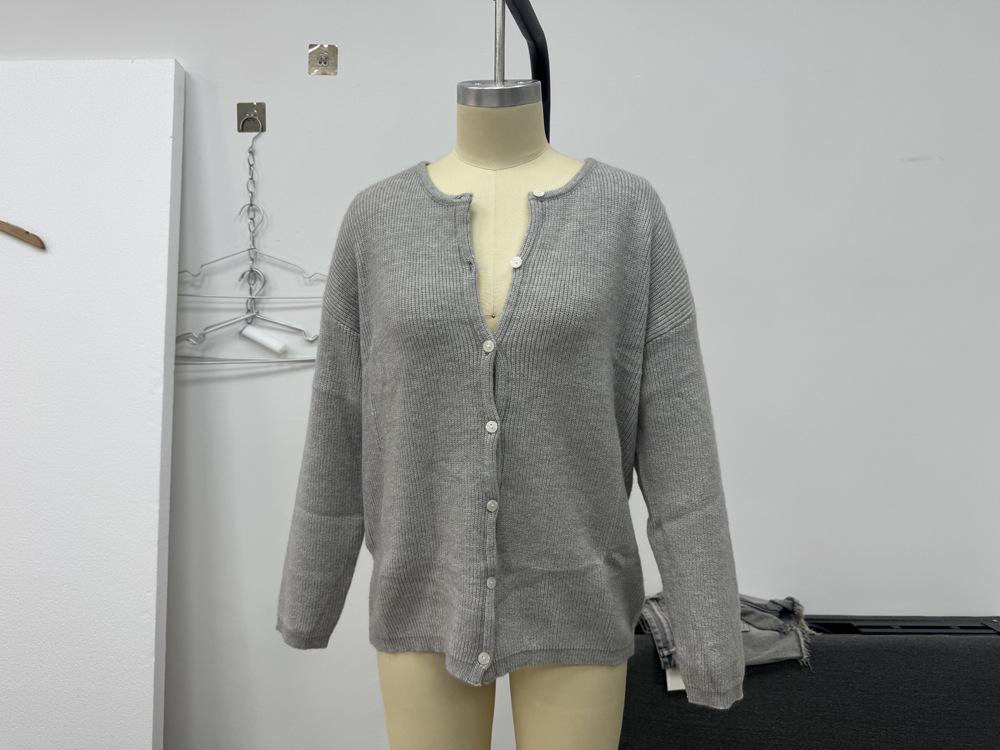 Cross2025: Women's Autumn/Winter European & American Style Simple Cardigan Sweater, Buttoned, Round Neck, Solid Color Knitwear