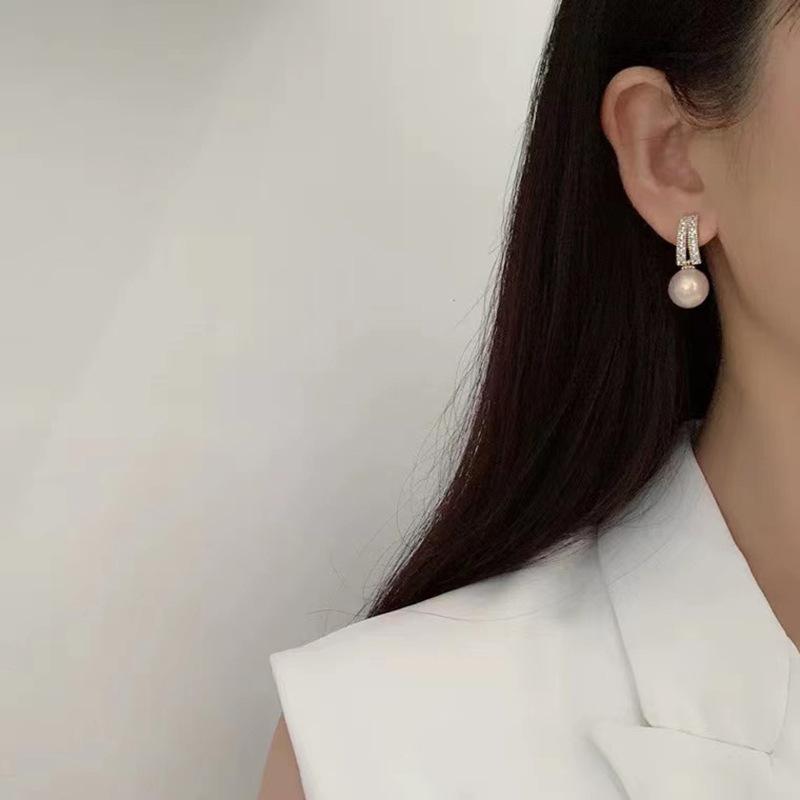 Rose Gold Pearl Temperament Diamond-Set Simple Small Exquisite Stud Earrings