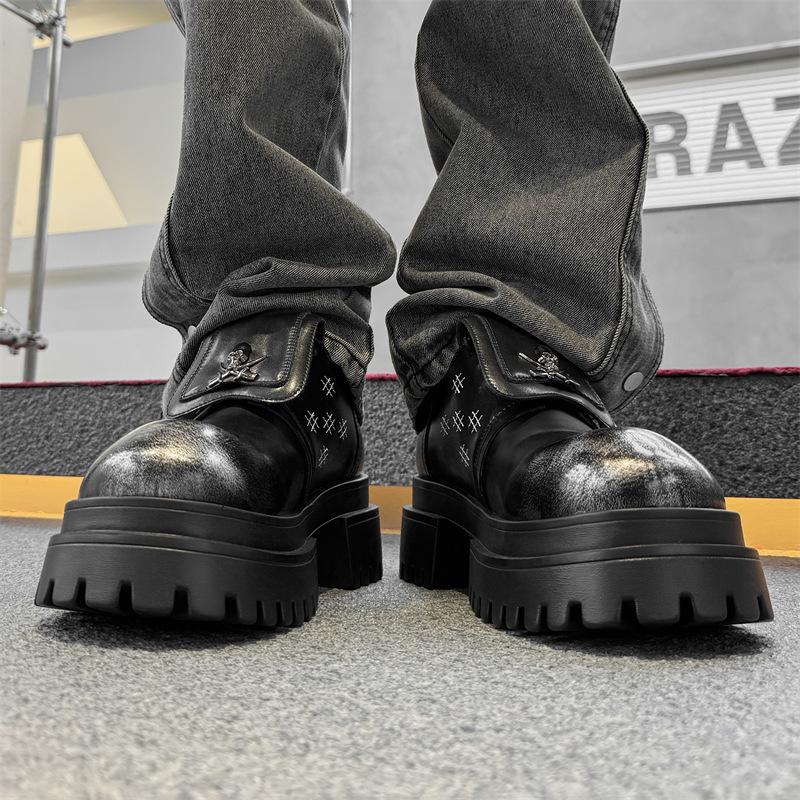 

Новый модный тренд Уличные путешествия Универсальные Увеличенные Туфли дерби Мужская мода Одежда Кожаная обувь 561211 Серебристый-J 38 серебряный