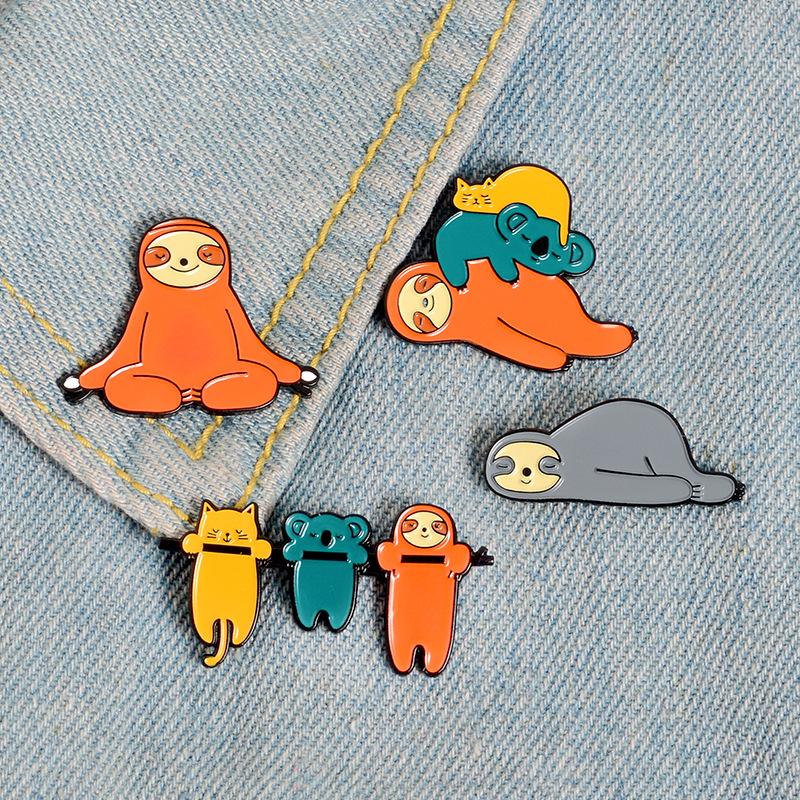 Cute Cartoon Sloth Brooch Pin Women Men Cowboy Badge Fashion Brooch Collar Pins