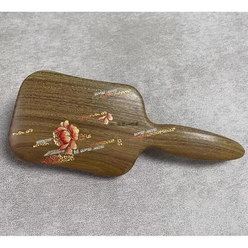 TSK Natural Wood Comb Gift Set