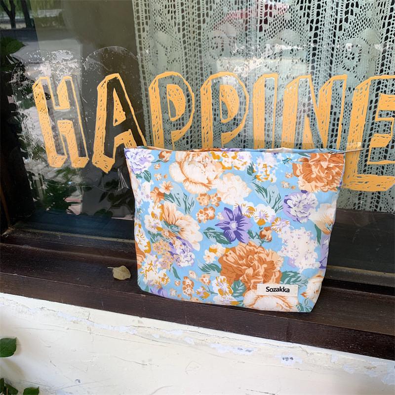 Trendy Canvas Flower Patterned Makeup Bag With High Capacity Inner Pouch Pink Peony StyleC