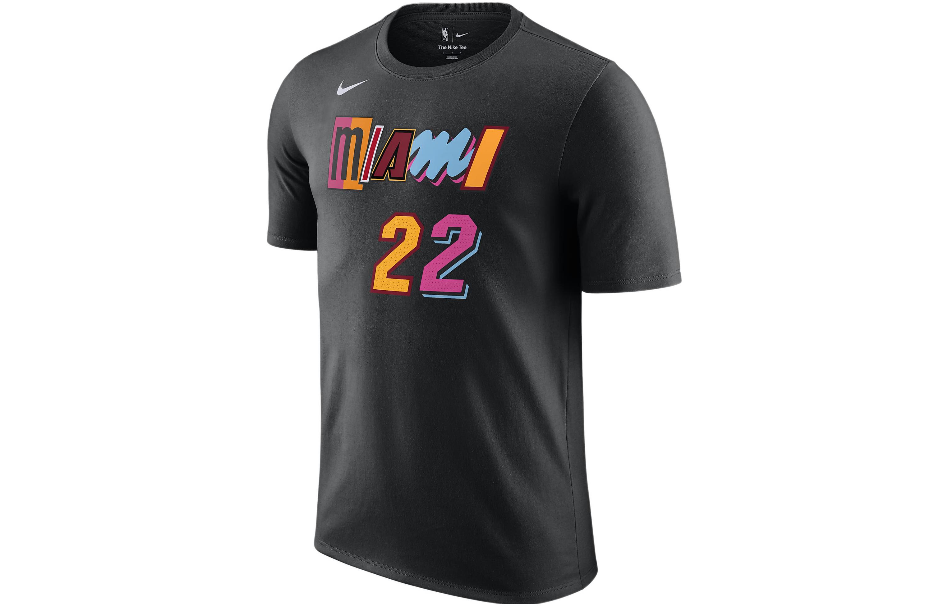 Nike T Shirts Men s Crew Neck Moderate Straight Fit DA7389-011 M