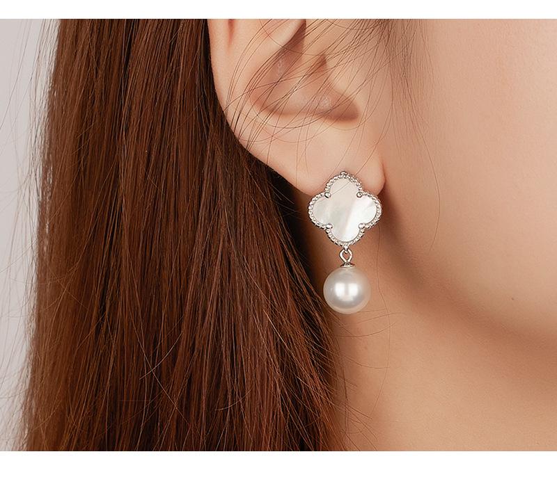 925 Sterling Silver Lucky Clover Pearl Stud Earrings - Autumn/Winter Collection