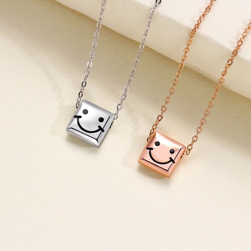 Smile Smiley Face Necklace Fashion Expression Pack Creative Niche Personality Cute Pendant Collarbone Chain Female Tide Quality