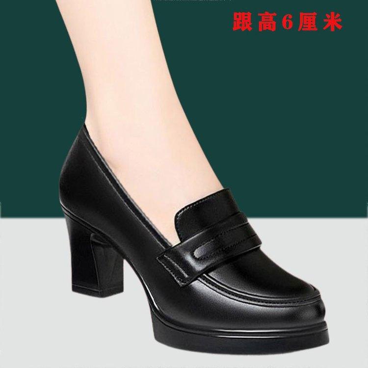 Miękkie skórzane buty na wiosnę z głębokim dekoltem nowe wysokie obcasy średni obcas skórzane buty nie męczące stóp